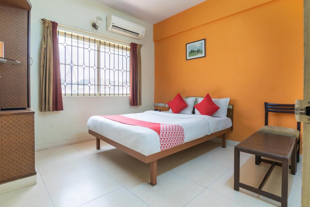 Oyo 10478 Raj Residency Hotel บังกาลอร์ ภายนอก รูปภาพ