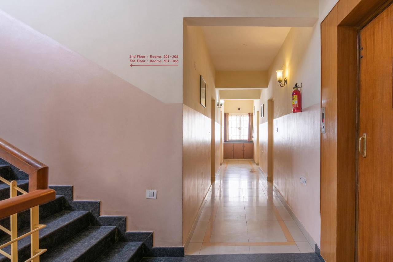 Oyo 10478 Raj Residency Hotel บังกาลอร์ ภายนอก รูปภาพ
