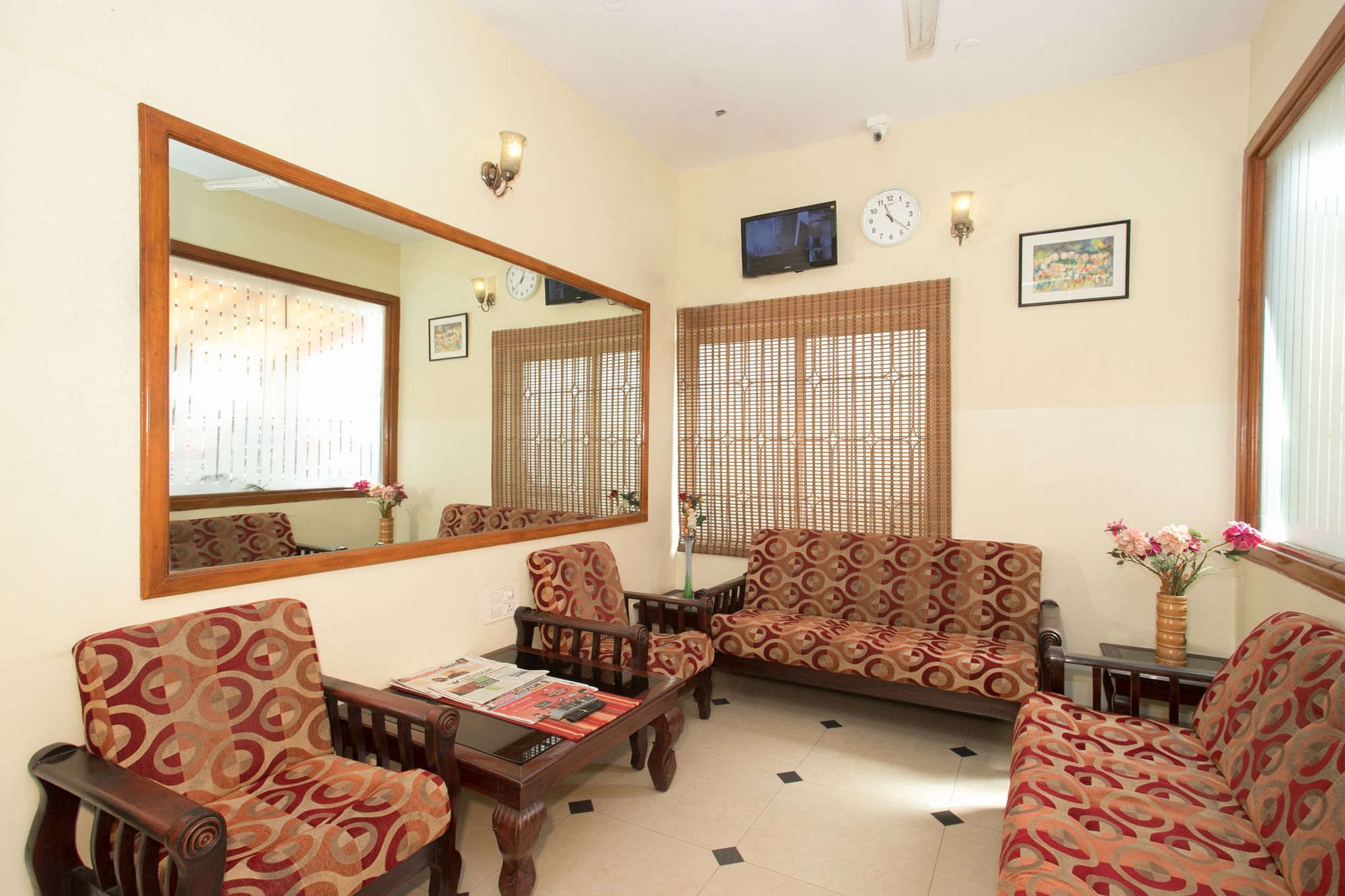 Oyo 10478 Raj Residency Hotel บังกาลอร์ ภายนอก รูปภาพ