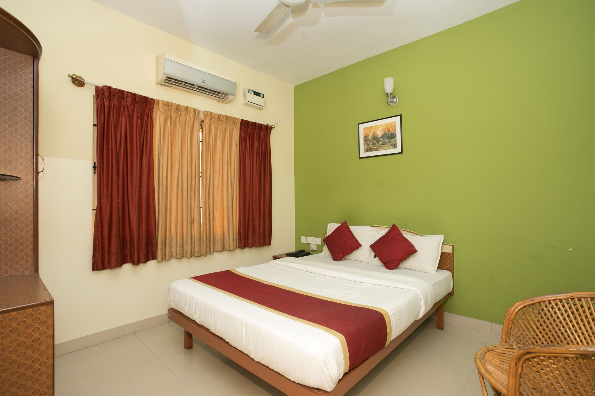 Oyo 10478 Raj Residency Hotel บังกาลอร์ ภายนอก รูปภาพ