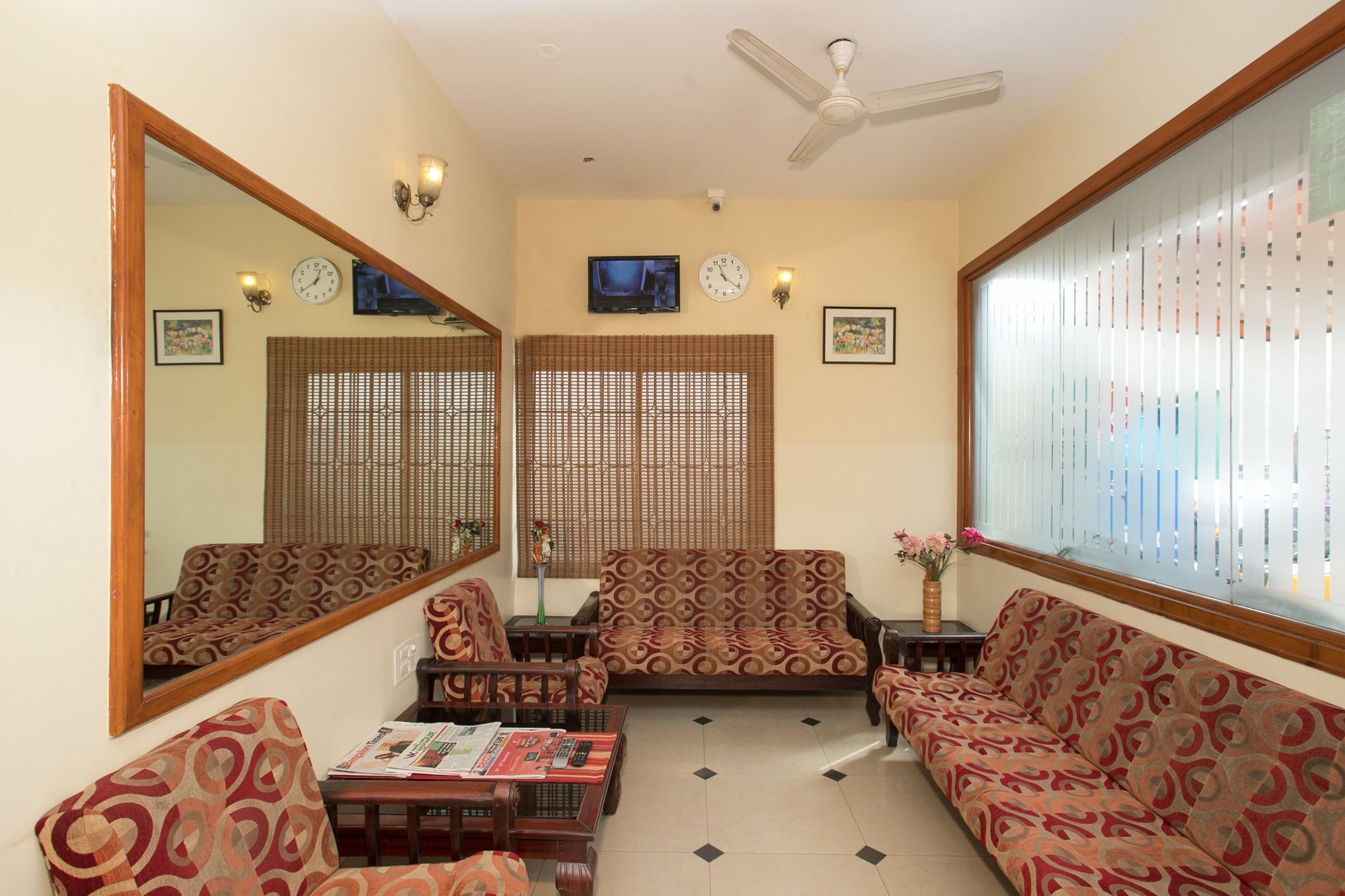 Oyo 10478 Raj Residency Hotel บังกาลอร์ ภายนอก รูปภาพ